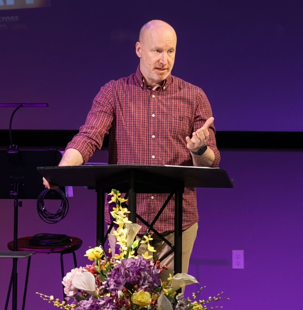 Andy preaching at Sonrise Christian Church